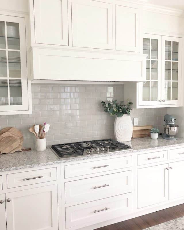 how to choose cabinet hardware my kitchen